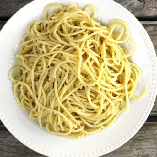 Spaghetti with Garlic and Oil - Words of Deliciousness
